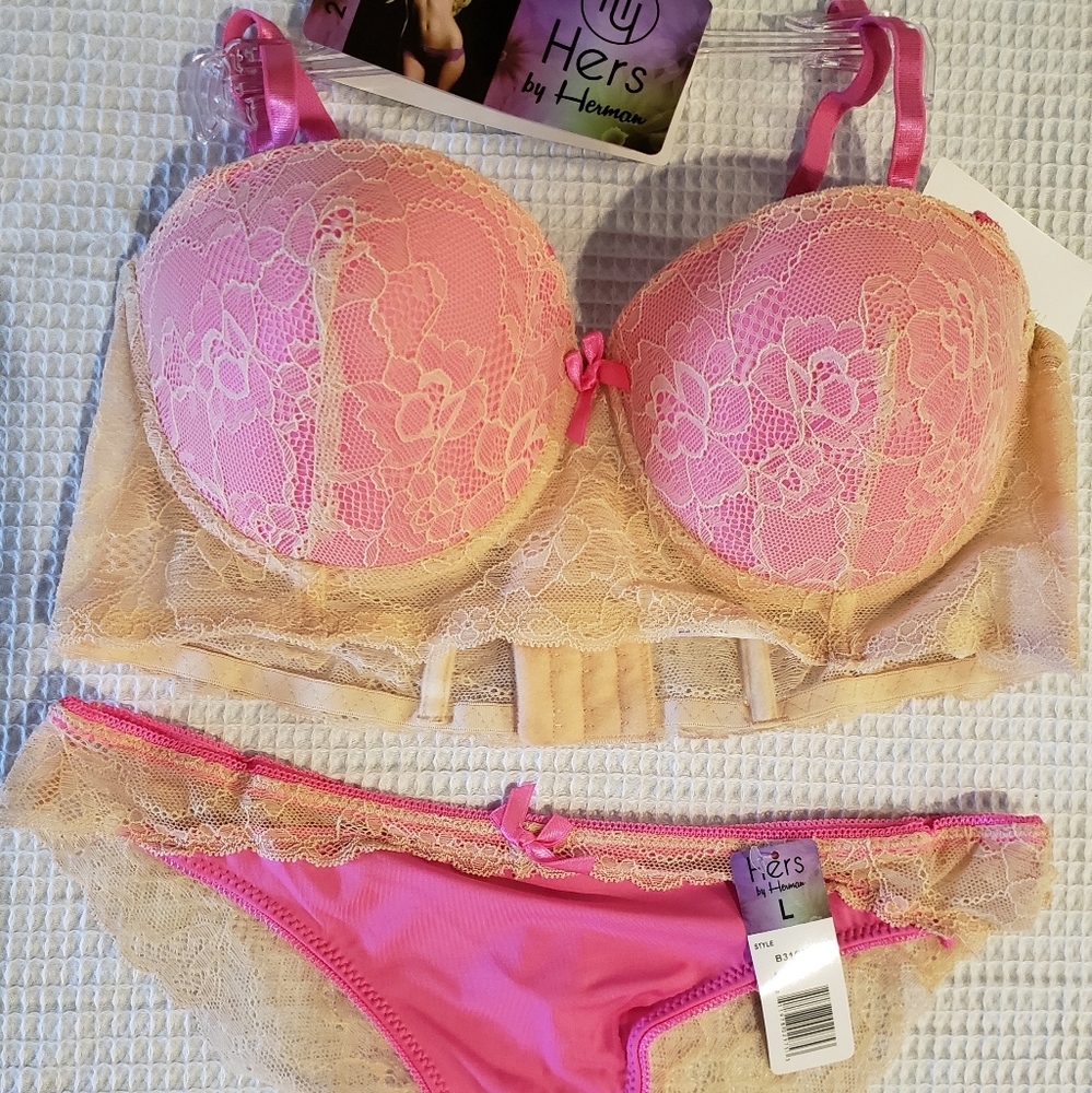 Bra and panty set